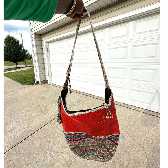 NOT AVAILABLE.  ‎ THE SAK BACK TO BALI HOBO IN CAYENNE SEMINYAK - Picture 3 of 12